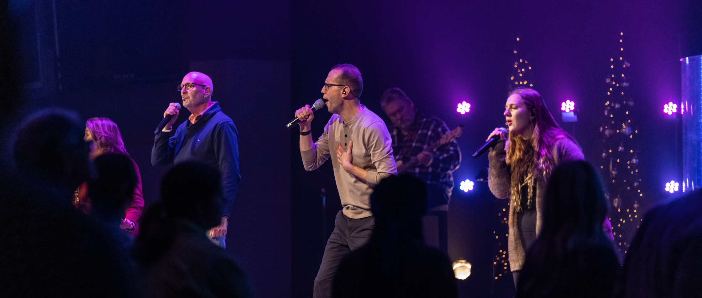 FLC Worship Team Singing